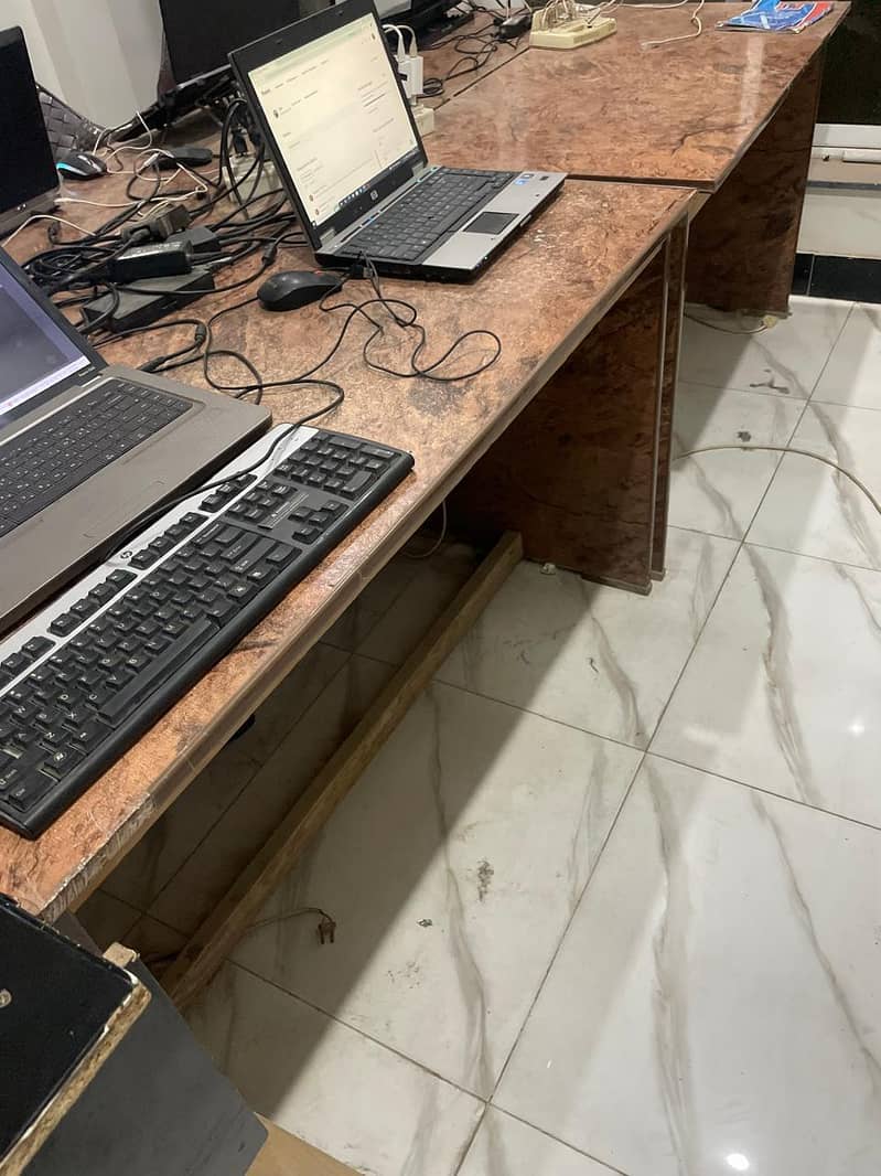 office tables complete setup 3