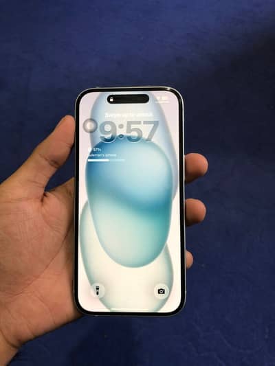 Apple iPhone 15