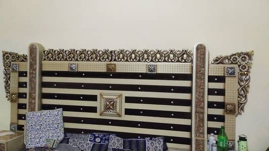 Bed +side table+ dressing table