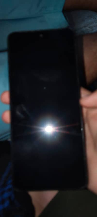 Infinix Hot 30 panal toot gya tha par original dalwaya ha