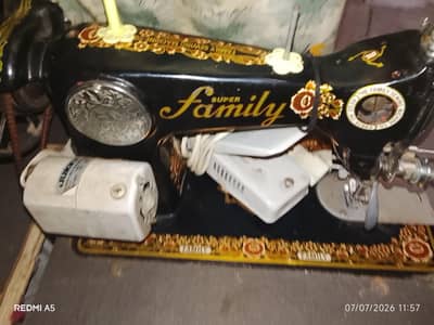 Family sewing machine