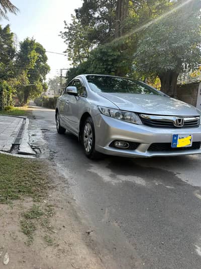 Honda Civic 2013 fresh look car