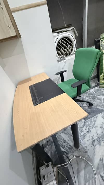 Office table and chair set