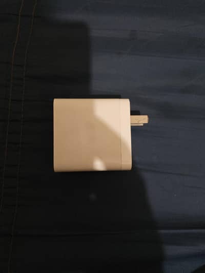 One plus 10 pro charger