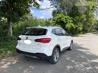 MG HS 2021
