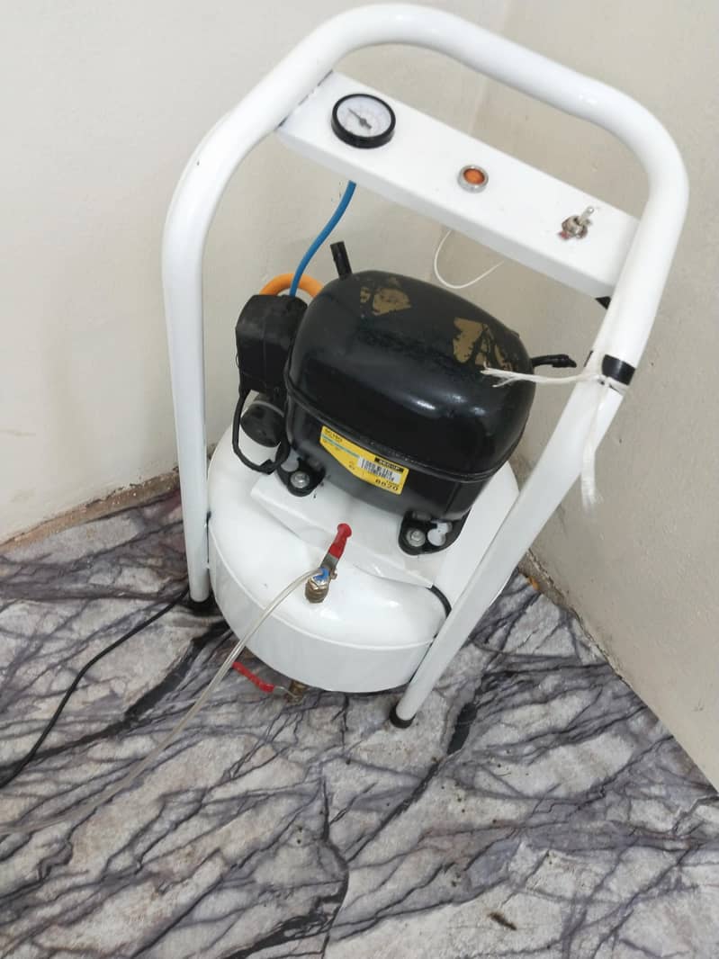 Refrigerator compressor 1