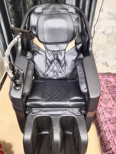 massage chair    only 2 days use
