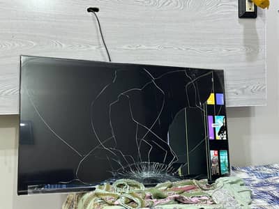 43 inch andriod tv. panel broken