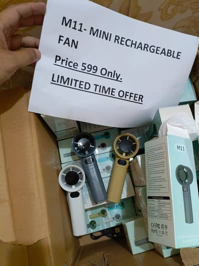 M11  Mini Handheld Fan USB Rechargeable Digital Display 150 -Speed