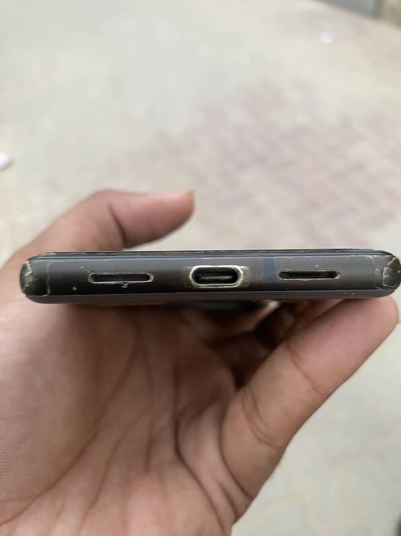 Google Pixel 6 4