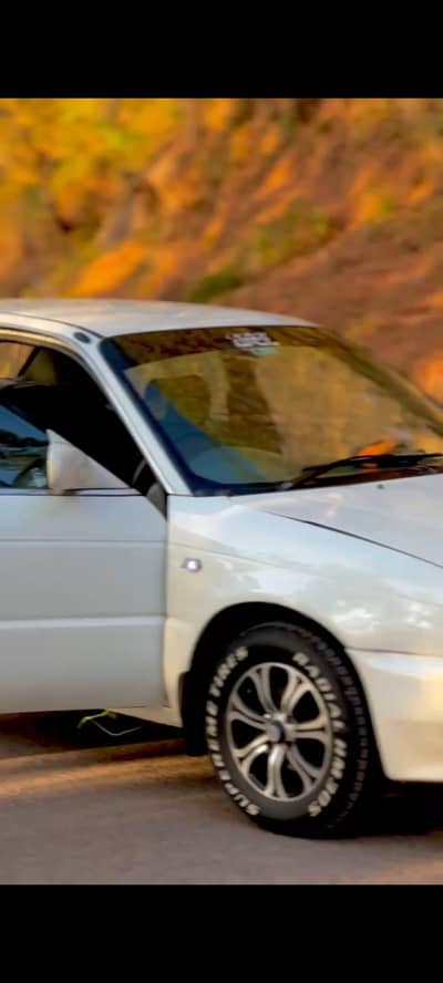 Suzuki Baleno 2001