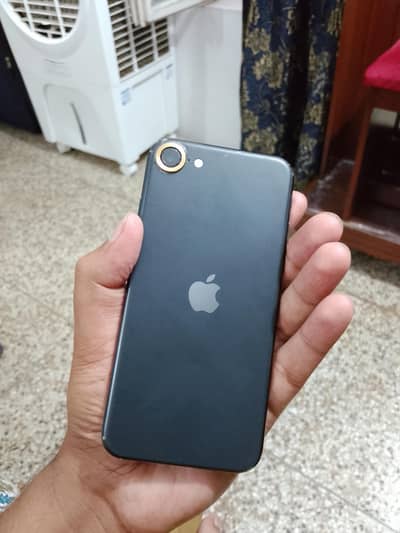iPhone SE 2nd Generation 64/GB 2 Month Sim Time Avail Hai