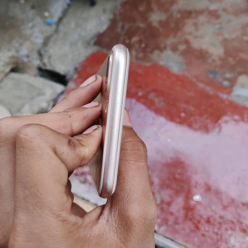 Apple iPhone 7 Plus 7