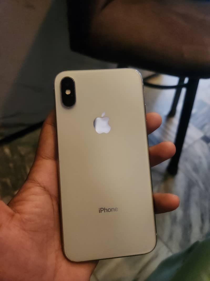 Apple iPhone X 6