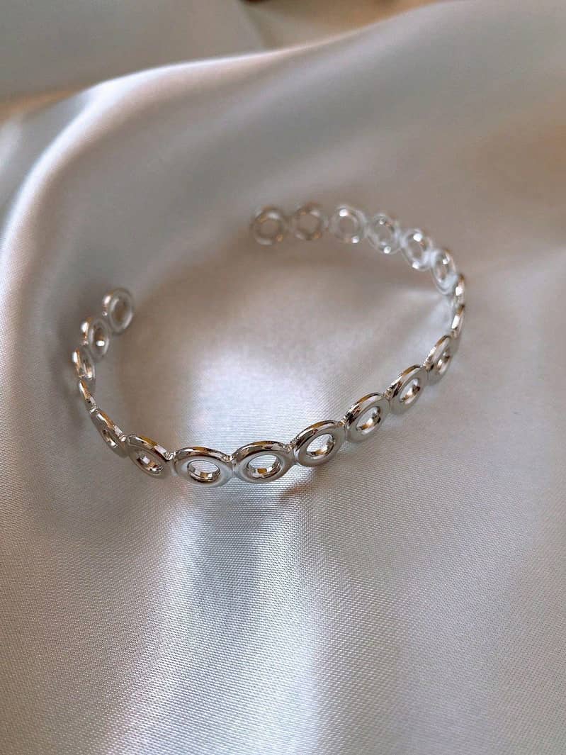 bracelet 12