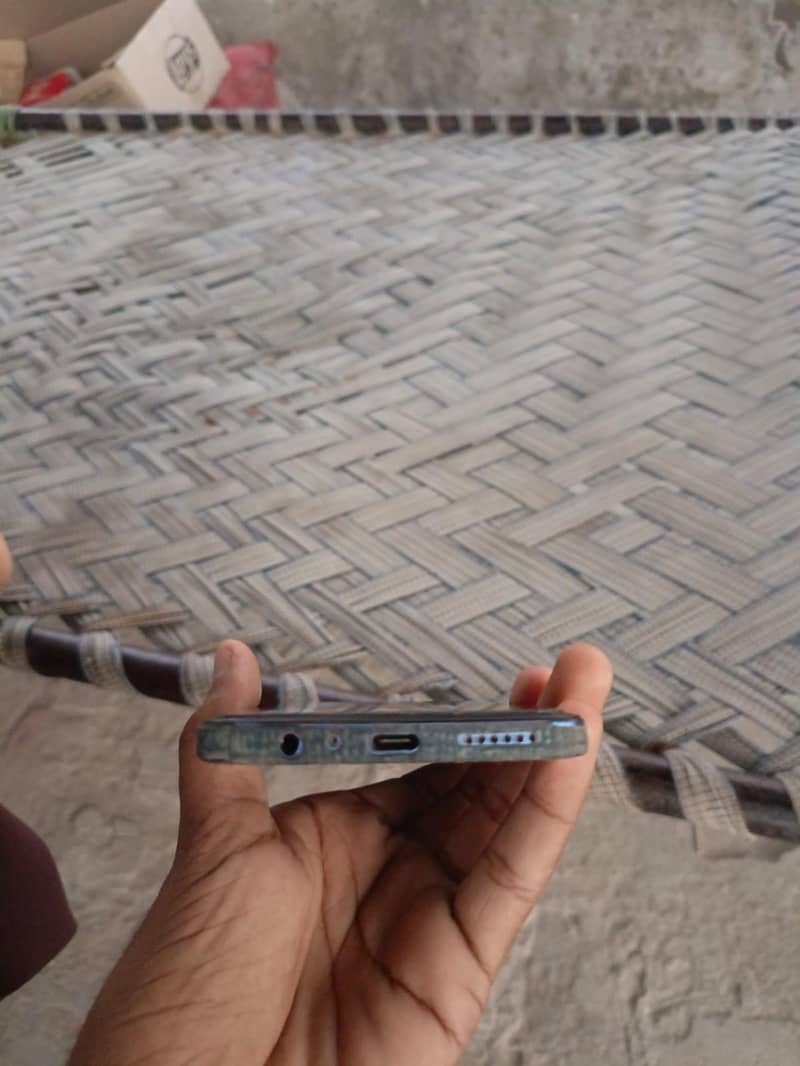 Tecno CAMON 20 2