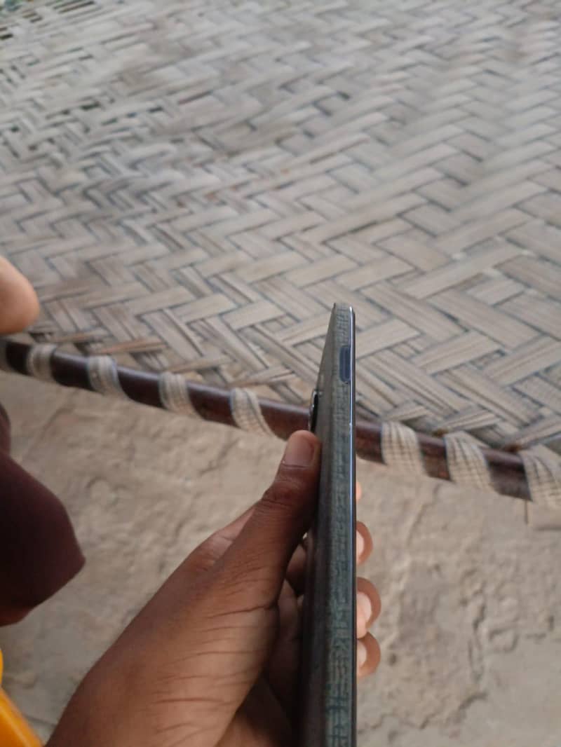 Tecno CAMON 20 3