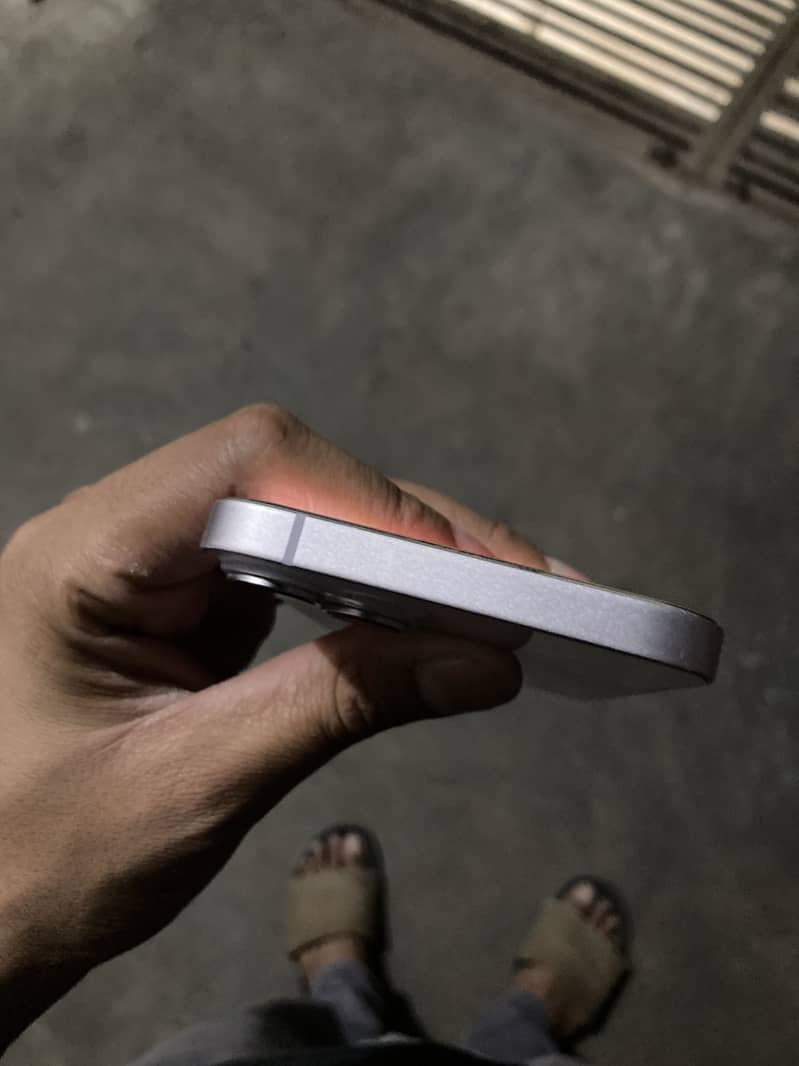 Apple iPhone 14 plus 5
