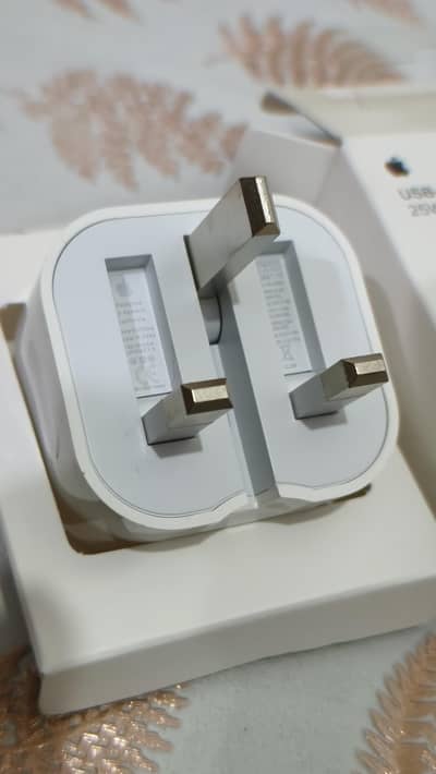 Apple Original Charger 3 Pin UK