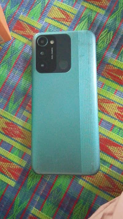 Tecno Spark 8C