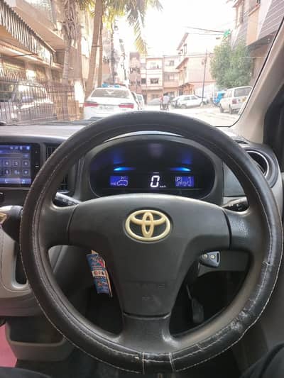 Toyota Pixis Epoch 2012