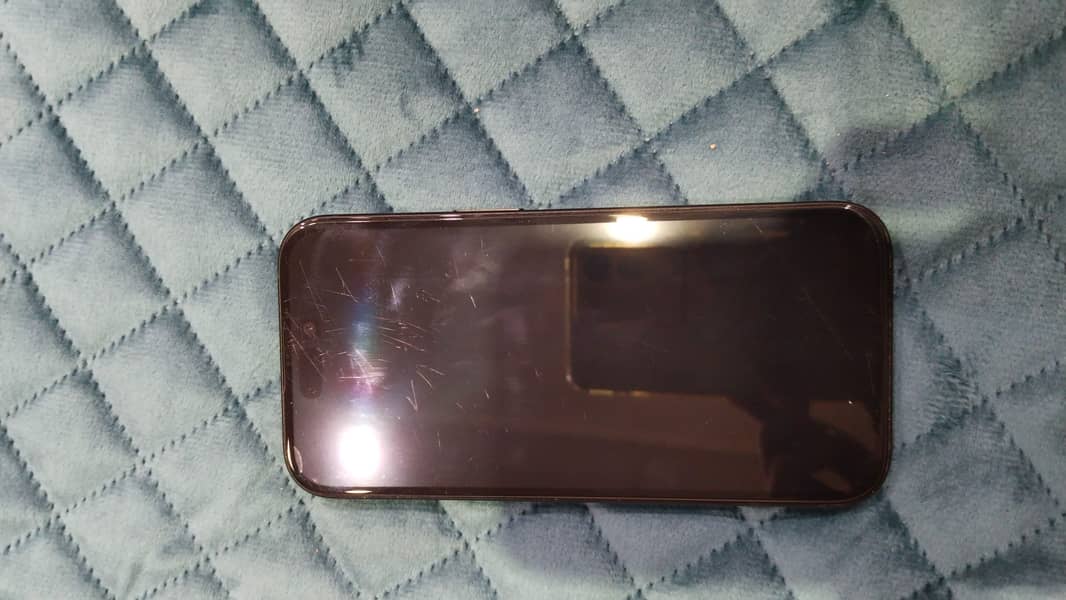 Apple iPhone 15 6