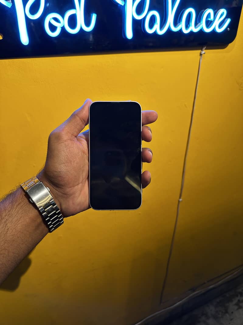 Apple iPhone 14 5