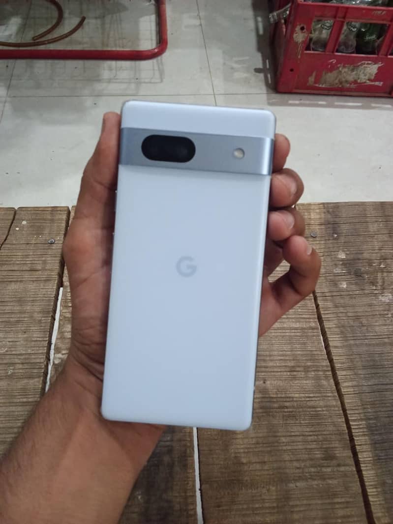 Google Pixel 7a 2