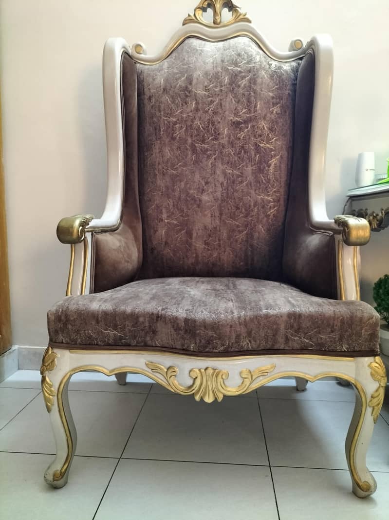 Two sofa chairs with center table 6