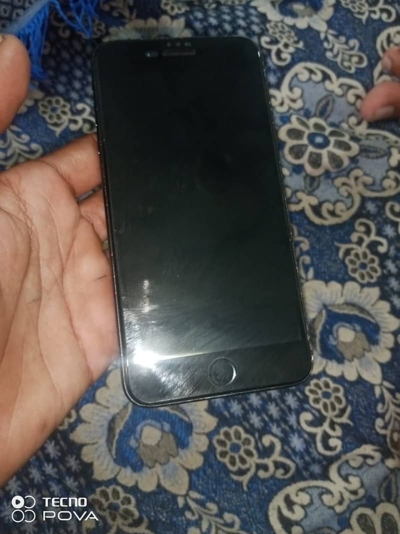 Apple iPhone 7 Plus 3