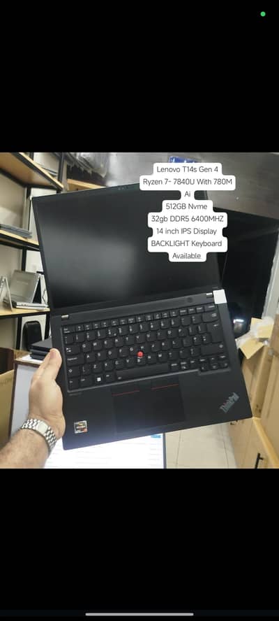 LENOVO THINKPAD P14S Gen 4| Ryzen 7 -7840| 512GB | 32GB 6400MHZ DDR5