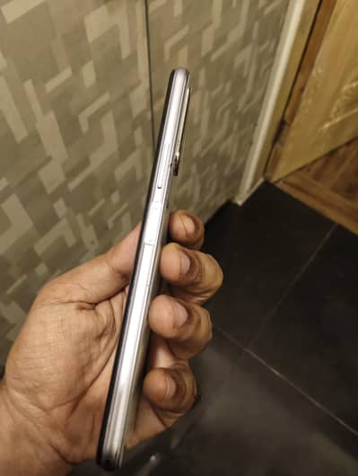 Vivo y20 4/64 with box panel channge