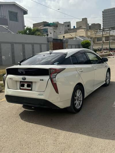 Toyota Prius 2016 Model