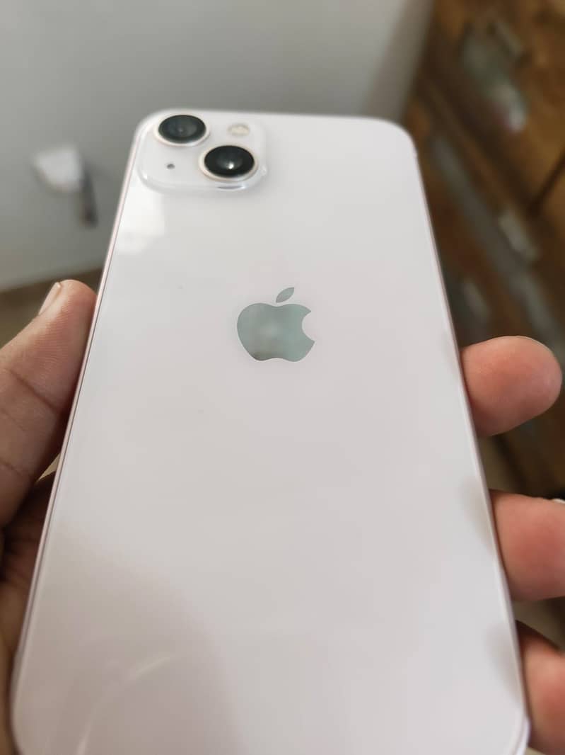 Apple iPhone 13 3