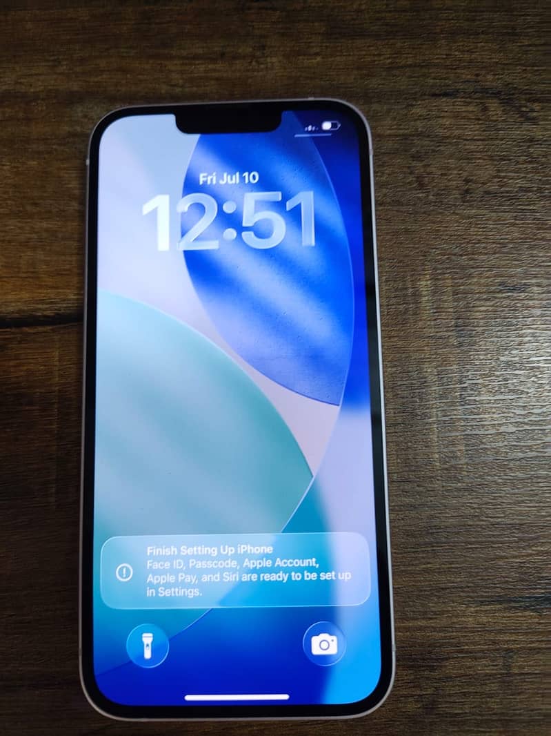 Apple iPhone 13 5