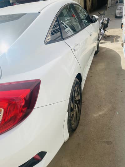 Honda Civic Oriel 2017
