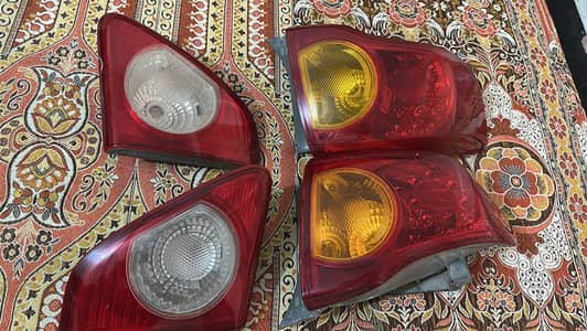 2009 10 Corolla bakc lights new condition