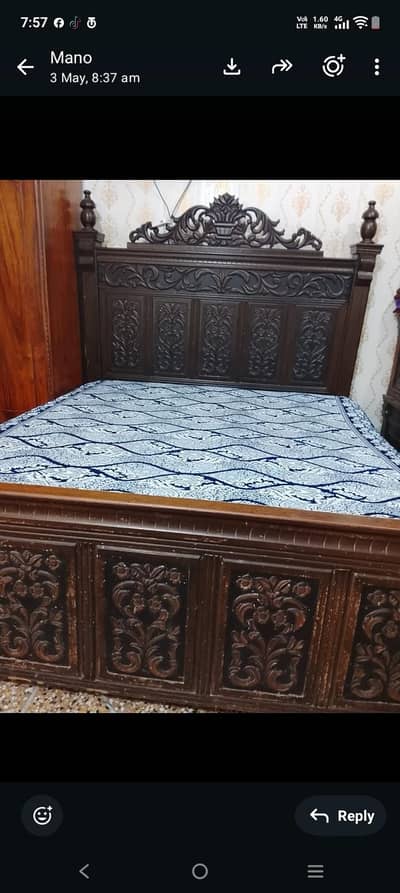 bed wooden