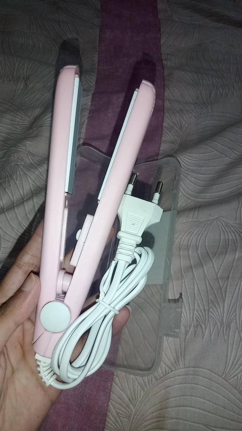 Mini Straightner 1
