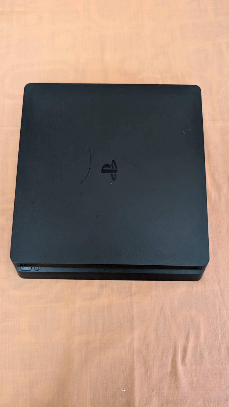 PS4 SLIM SEALED 4