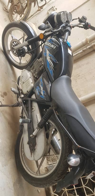 Suzuki GS 150 2020