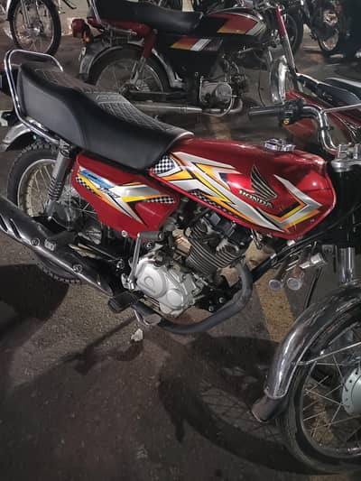 Honda 125 Islamabad registration All original bike no major exedant