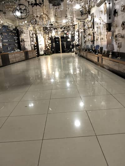 showroom for rent