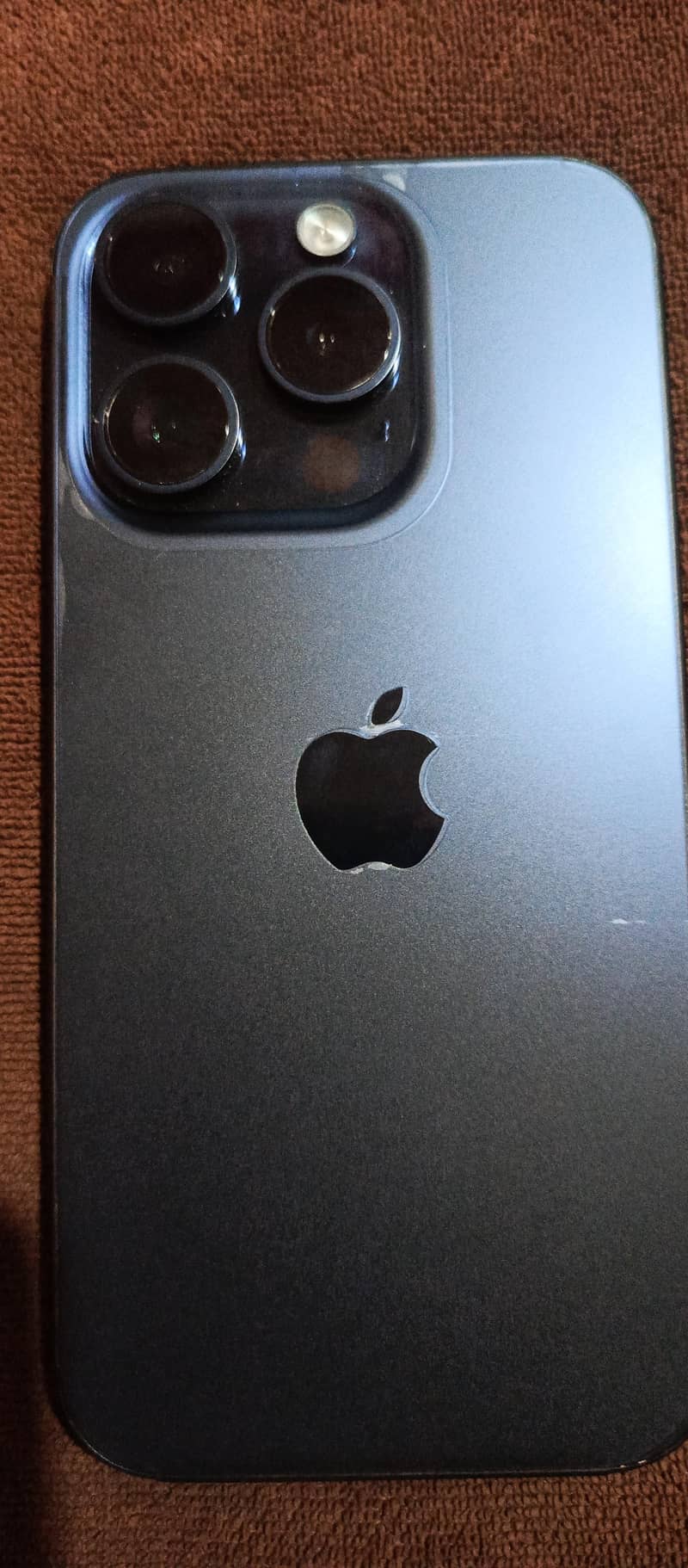 Apple iPhone 15 Pro 2