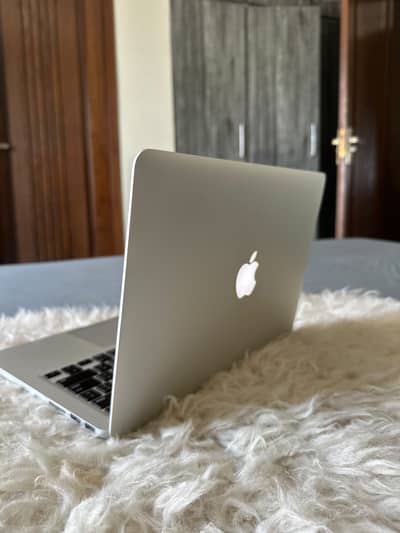 Apple MacBook Pro | Excellent Condition | Fast Performance