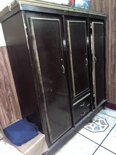 wardrop 3 doors