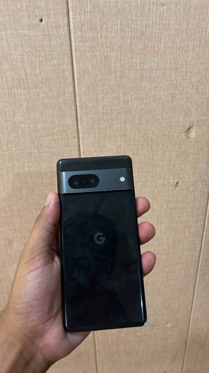Google Pixel 7 3