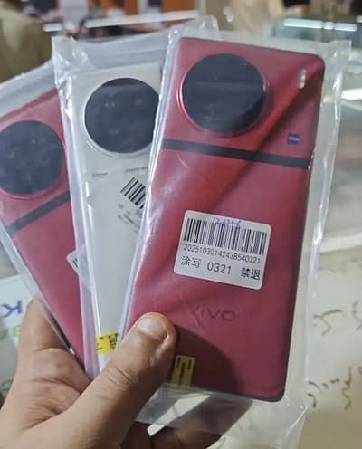 Vivo x90s / 12GB-256GB / Non PTA Non active / 4 month sim time