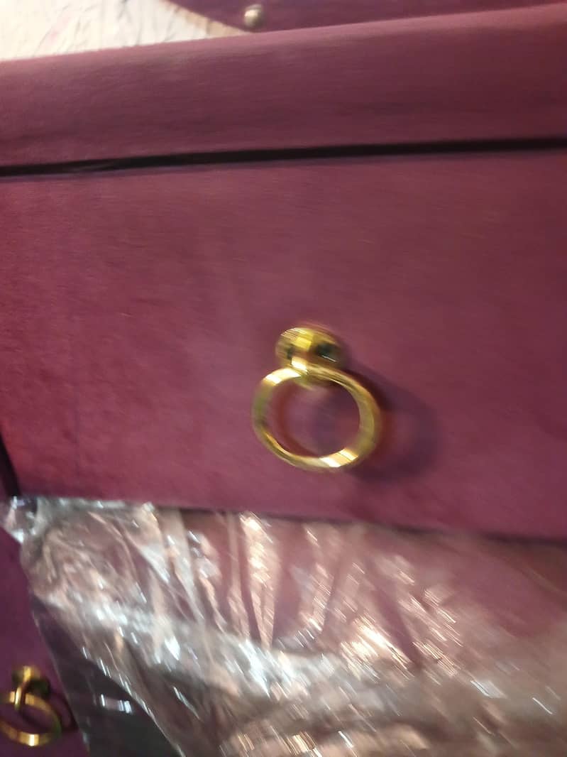 Dressing table 5