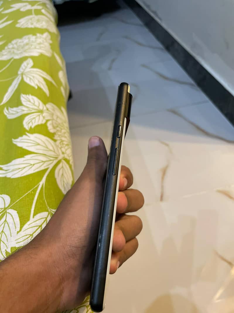 Google Pixel 6 3